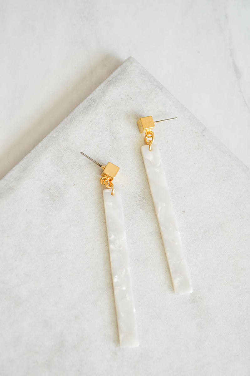 Leora Resin Bar Earrings | Ivory